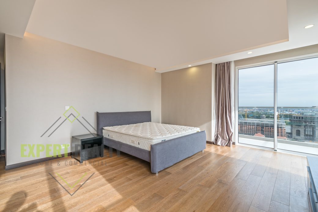 Apartment For Rent In Phnom Penh-19
