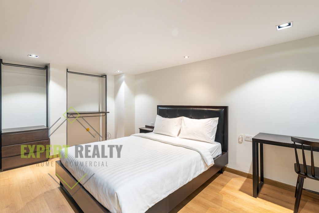 Modern 1 Bedroom Duplex Apartment for Rent in Russian Market area (Toul